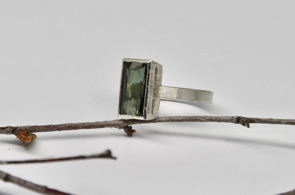 Modern Silver Ring with Green Emerald-Cut Tourmaline