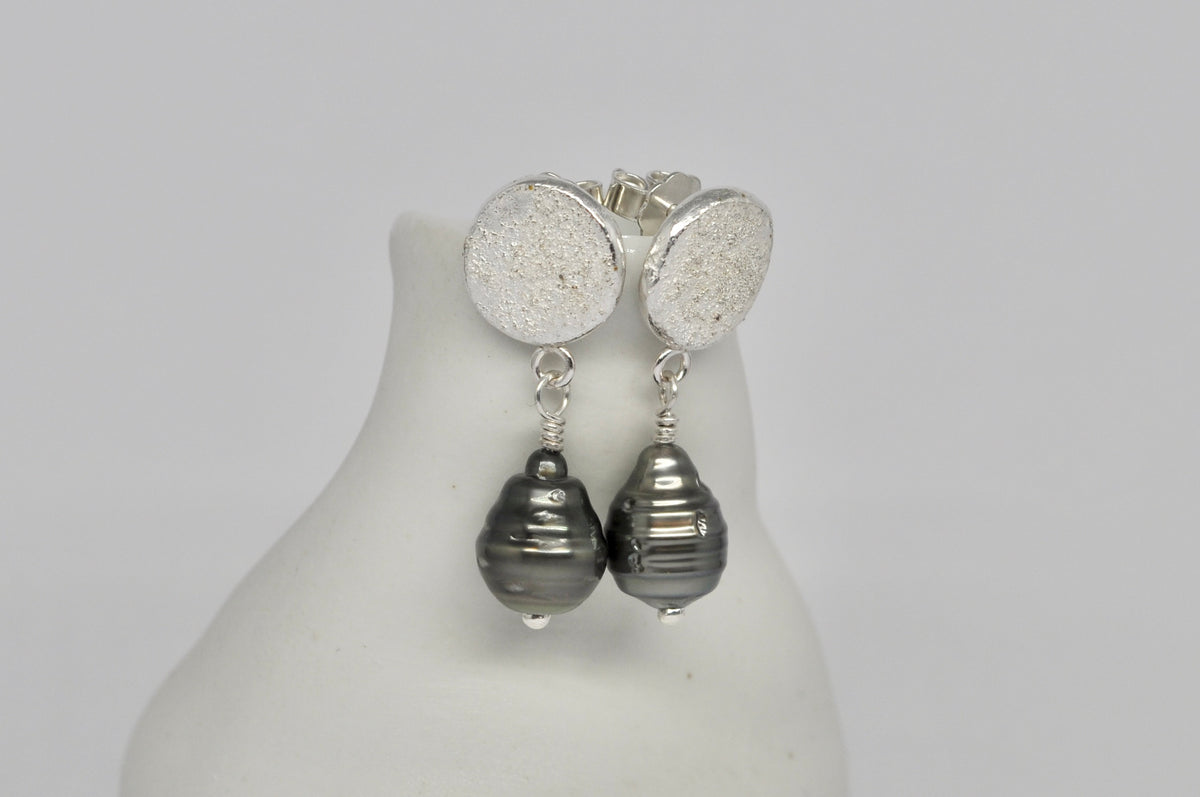 Silver Disc & Tahitian Pearl Earrings