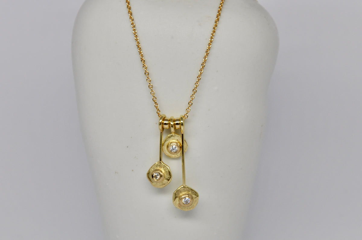 18k Yellow Gold & Diamond Pendant Necklace