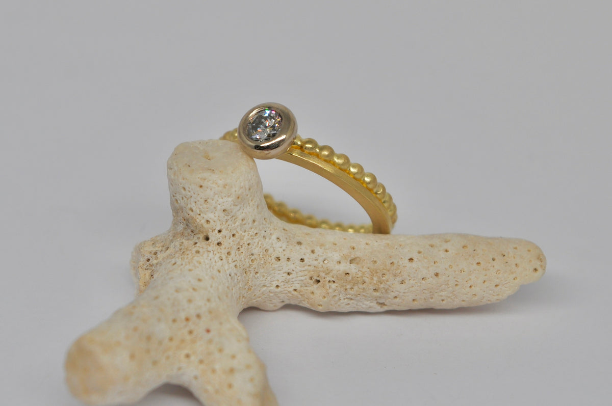 18K Yellow Gold Diamond Bezel Ring with Beaded Band