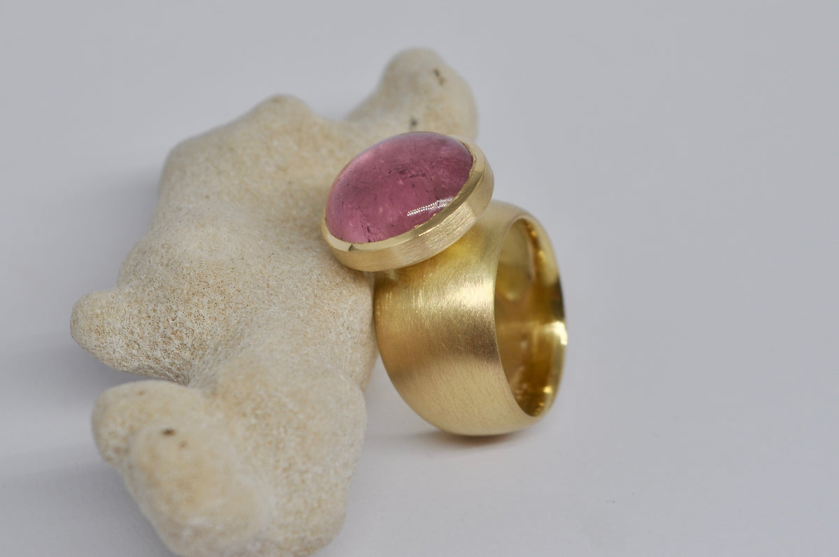 Handcrafted Gold Ring with Pink Tourmaline Cabochon