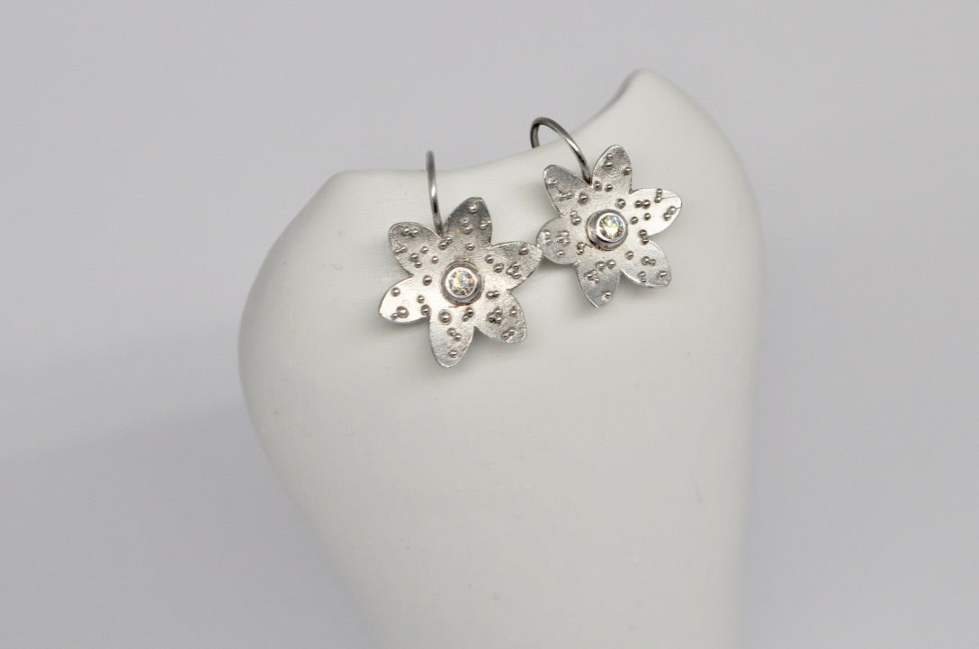 Diamond Flower Earrings in 18K White Gold