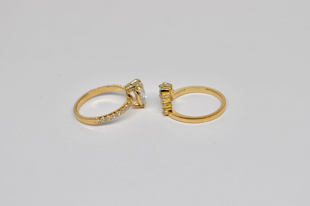 Heart-Shaped Diamond Engagement Ring with Crown Pavé Band - 18K Yellow Gold