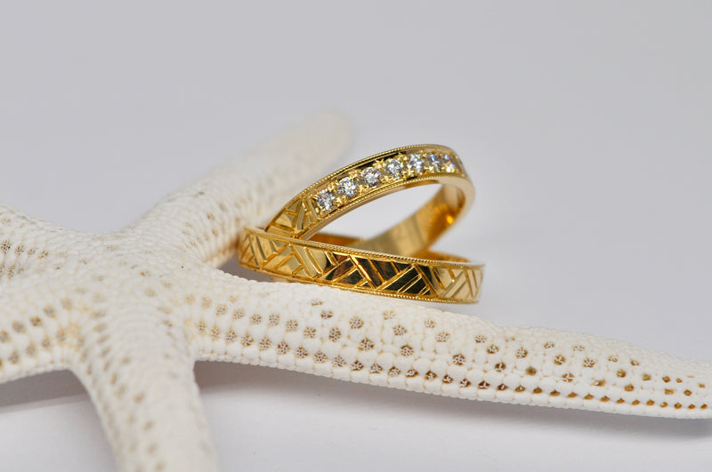 Art Deco Yellow Gold Wedding Band Set with Geometric Engraving & Diamonds