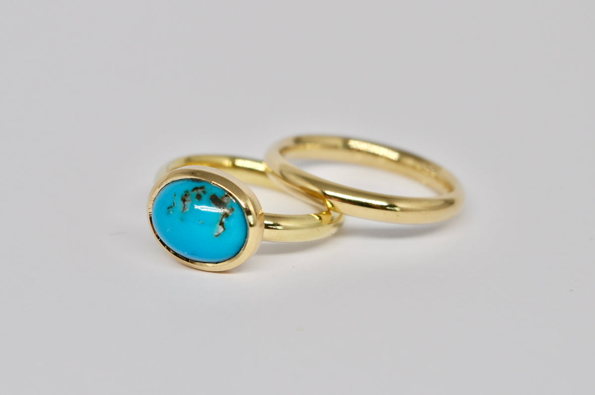 Turquoise & 18K Yellow Gold Wedding Band Set