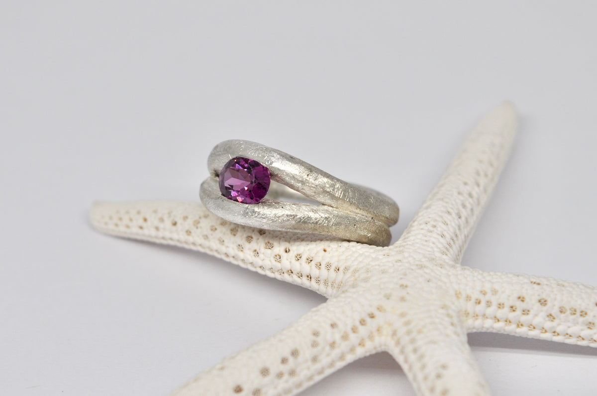 Rhodolite Wave Ring