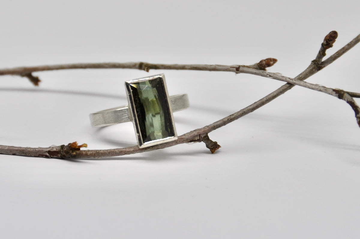 Modern Silver Ring with Green Emerald-Cut Tourmaline