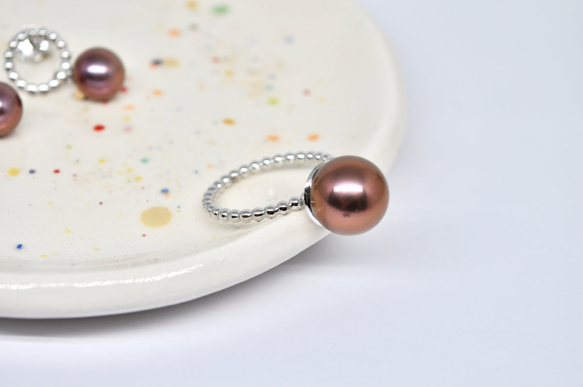 Dainty and Minimalist 18k White Gold Beaded Ring With  Edison Pearl