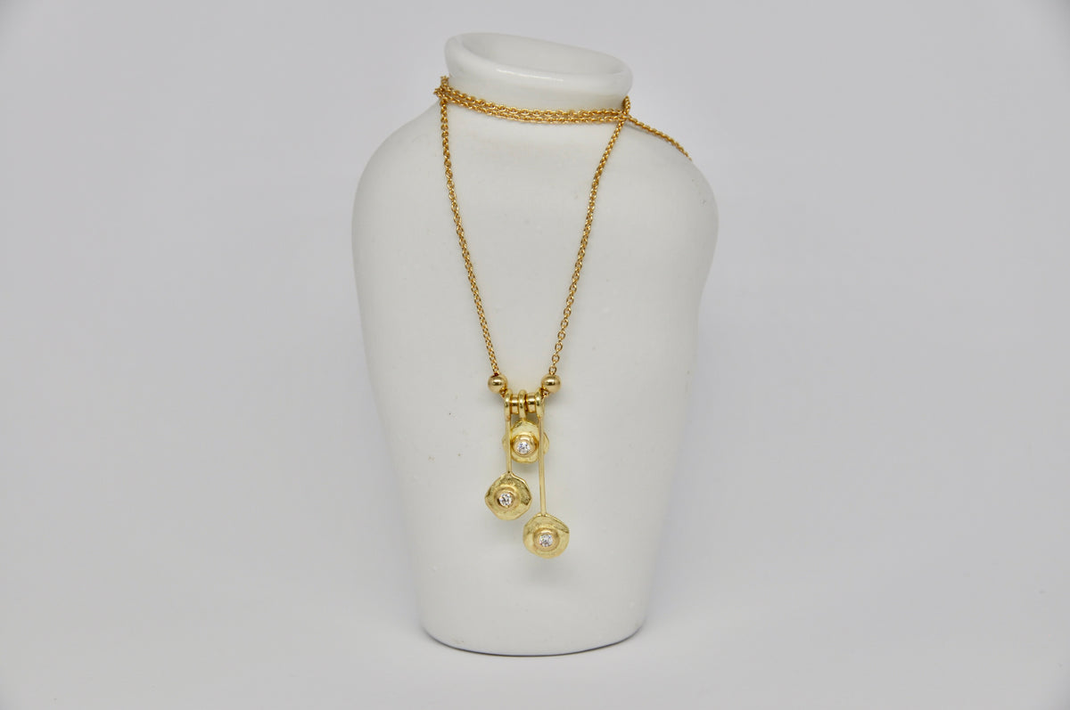 18k Yellow Gold & Diamond Pendant Necklace
