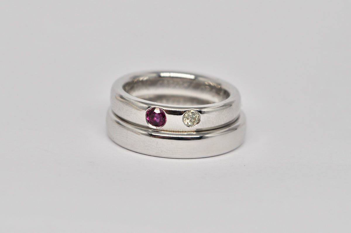 18k White Gold Wedding Rings with Customer Gemstones