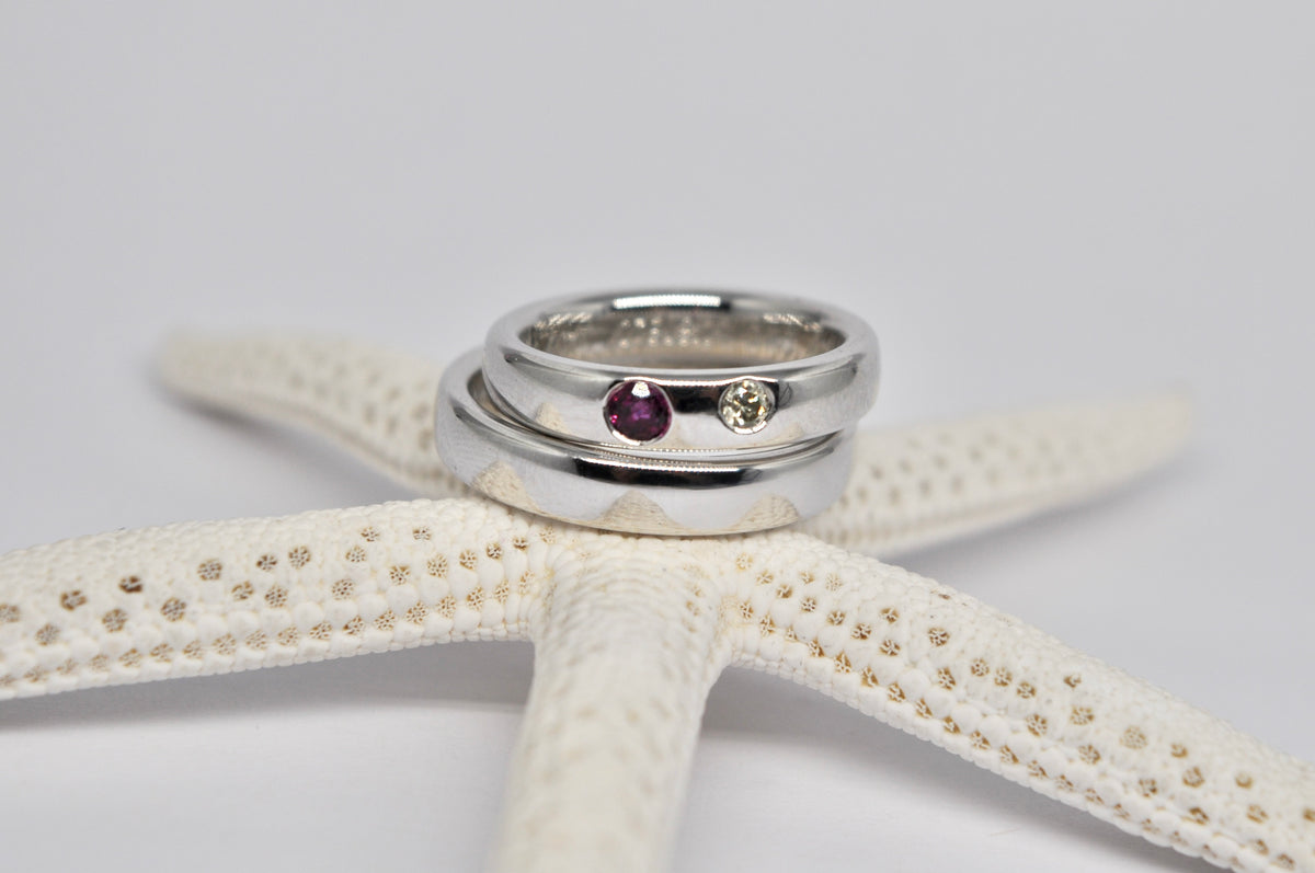 18k White Gold Wedding Rings with Customer Gemstones