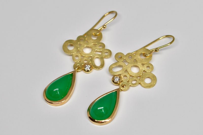 Chrysoprase & Diamond Drop Earrings – 18k Yellow Gold