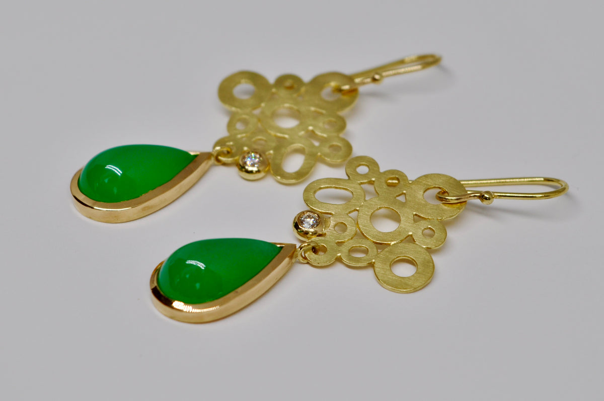 Chrysoprase & Diamond Drop Earrings – 18k Yellow Gold