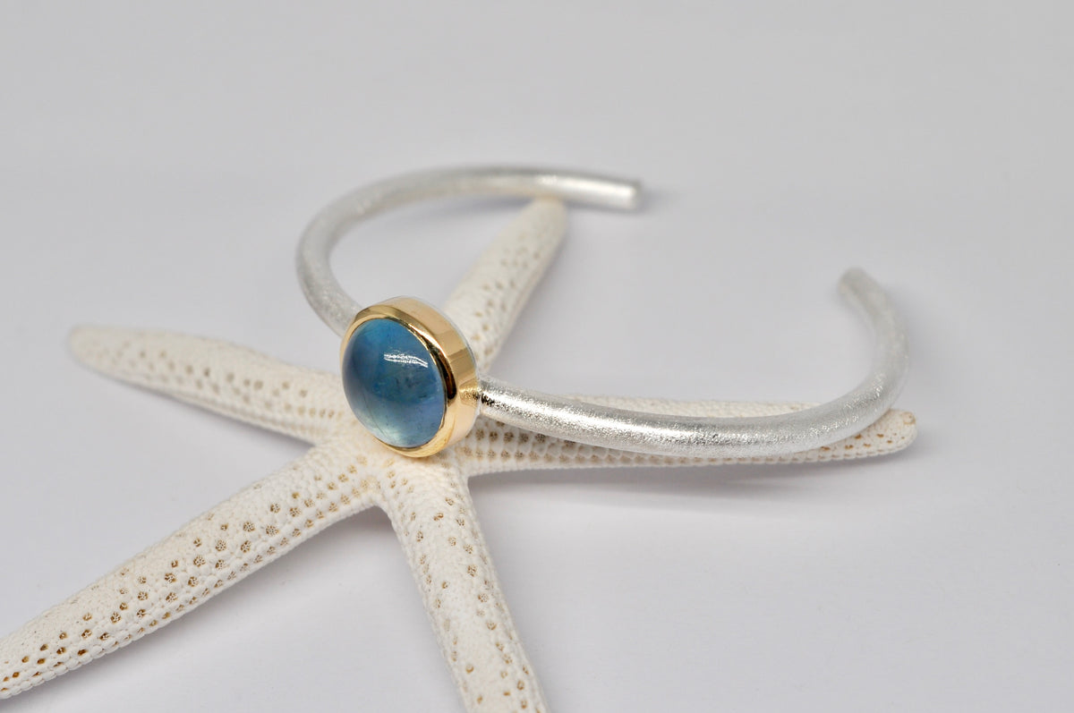 Silver Bangle with Blue Aquamarine Cabochon