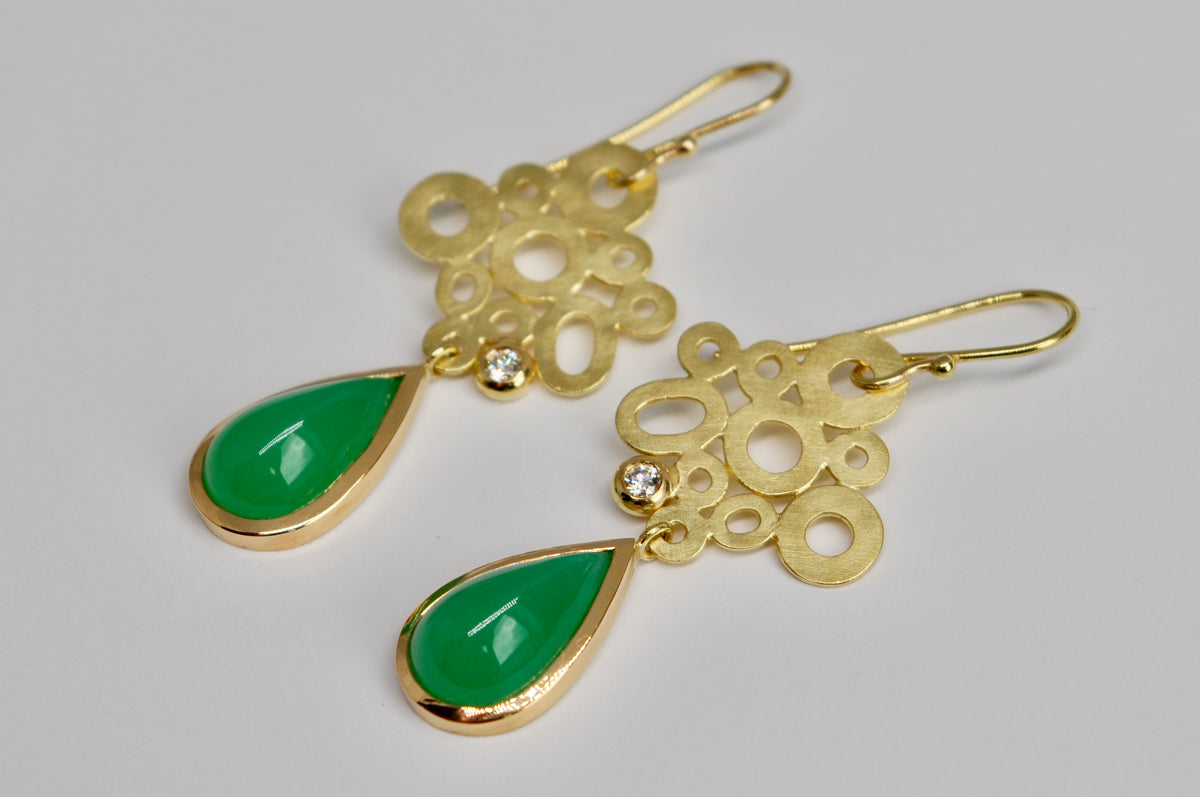 Chrysoprase & Diamond Drop Earrings – 18k Yellow Gold