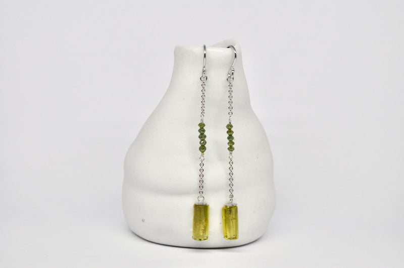 Dangle 18k White Gold Chain Earrings, Yellow Tourmaline Crystals, Green Diamond Beads : Handmade Jewelry