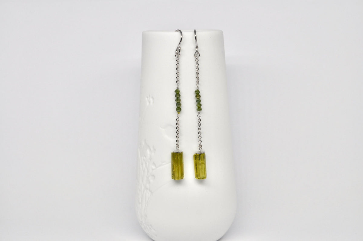 Dangle 18k White Gold Chain Earrings, Yellow Tourmaline Crystals, Green Diamond Beads : Handmade Jewelry