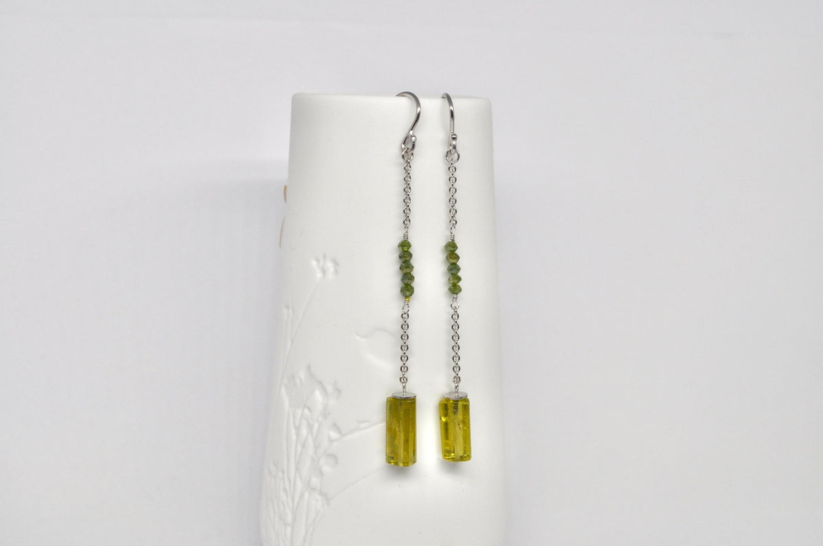 Dangle 18k White Gold Chain Earrings, Yellow Tourmaline Crystals, Green Diamond Beads : Handmade Jewelry